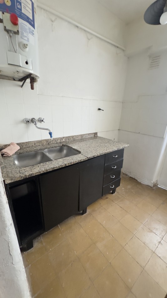 Casa DOS DORMITORIOS en Villa Cabrera