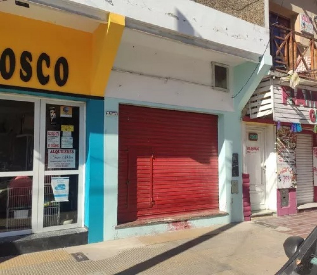 Local comercial peatonal 