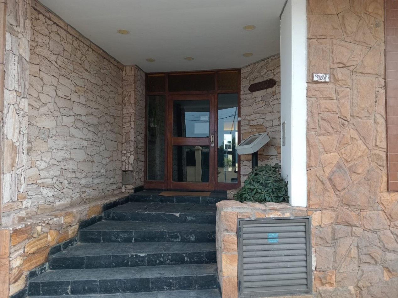 Depto 3 amb. Edificio Medano I