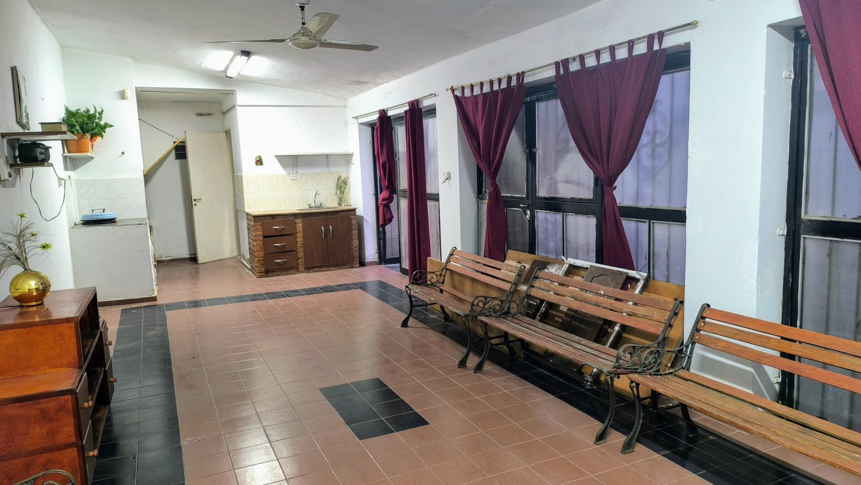 REBAJADA  casa de 3 dorm./ 2 baños-Villa Carlos Paz 