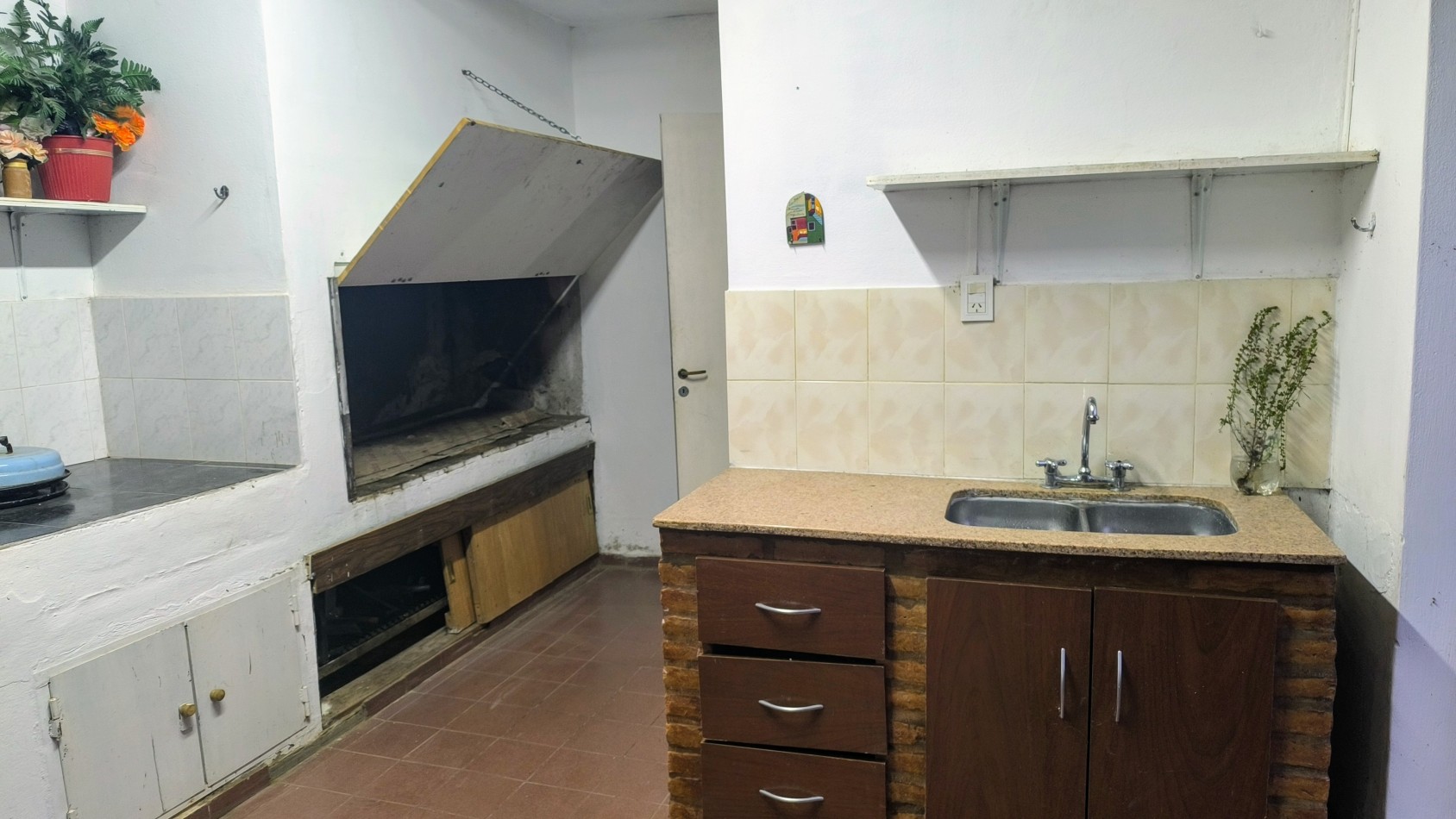 REBAJADA  casa de 3 dorm./ 2 baños-Villa Carlos Paz 