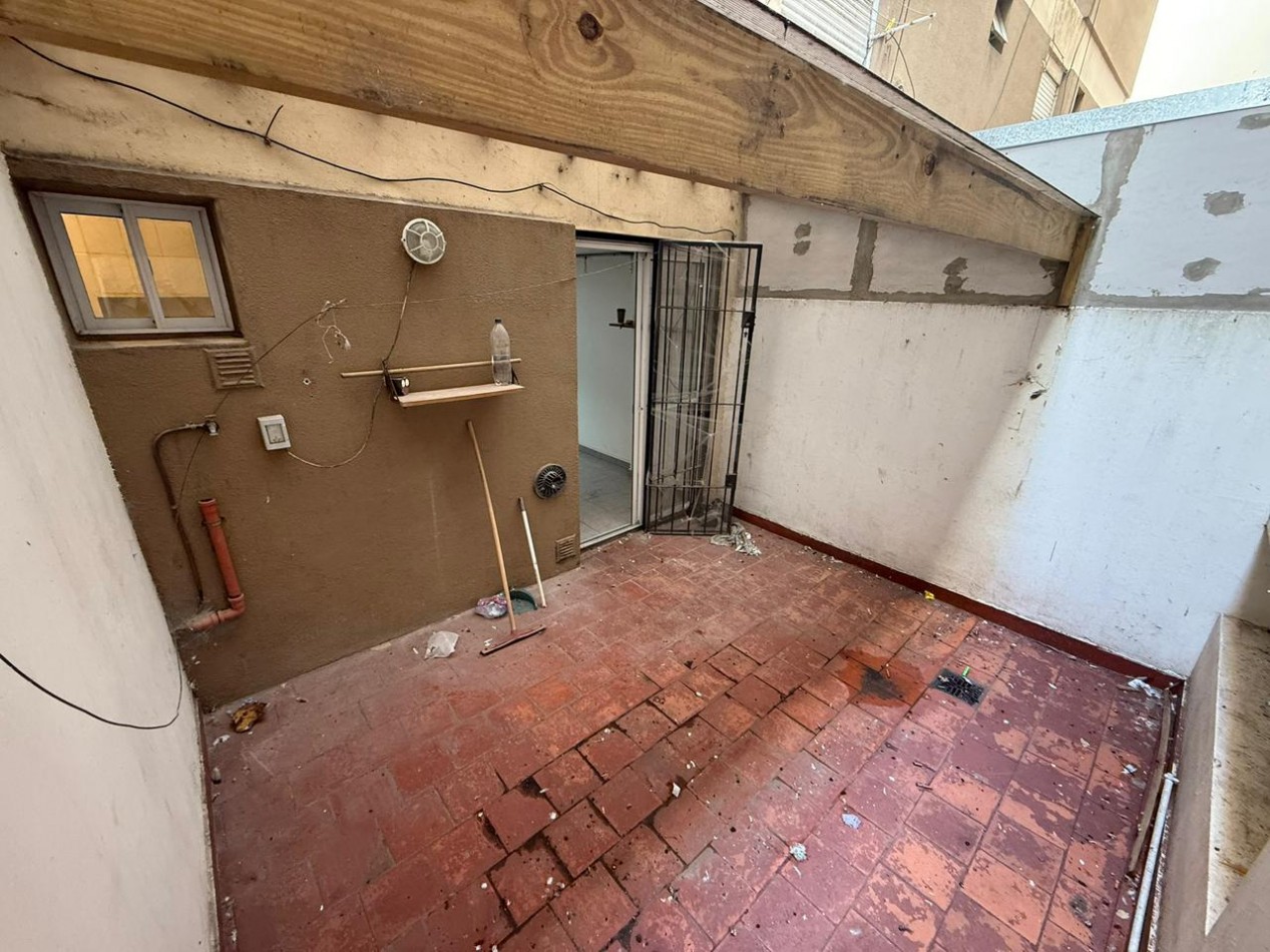 DEPARTAMENTO MONOAMBIENTE CON PATIO ZONA TORREON.