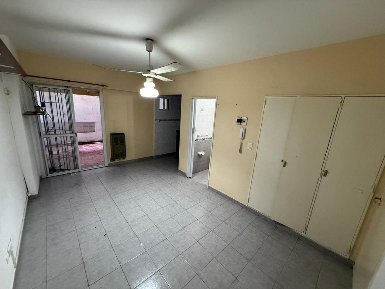 DEPARTAMENTO MONOAMBIENTE CON PATIO ZONA TORREON.