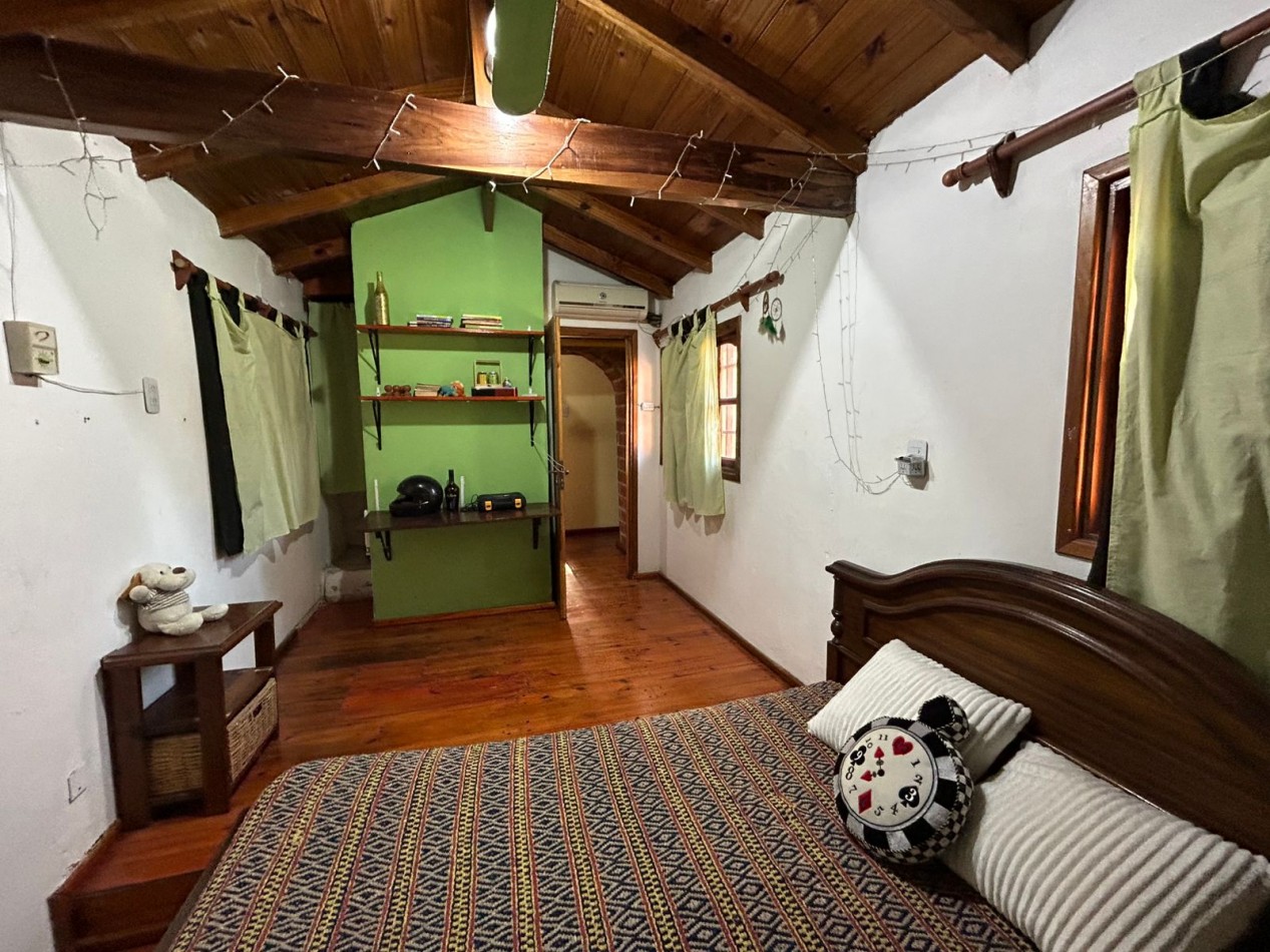 CASA 5 AMBIENTES CON PILETA CLIMATIZADA APTO CREDITO.