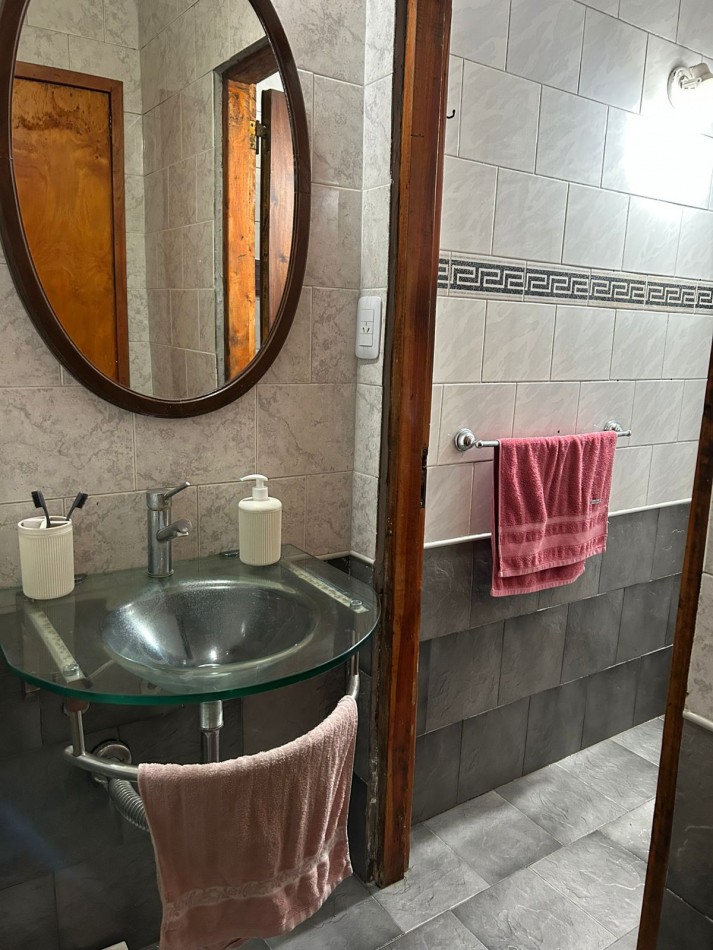 CASA 5 AMBIENTES CON PILETA CLIMATIZADA APTO CREDITO.