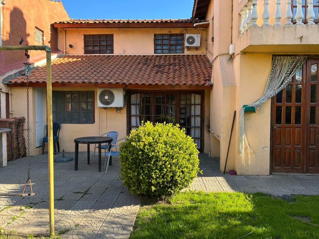 CASA 5 AMBIENTES CON PILETA CLIMATIZADA APTO CREDITO.