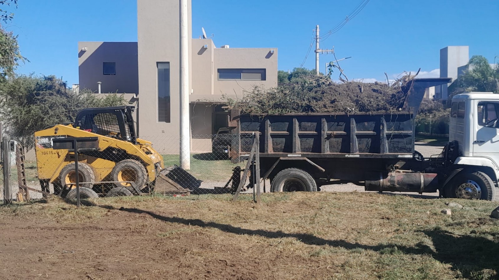Lote Esquina Exclusivo de 508 m² en Villa Catalina - ¡Listo para Construir!