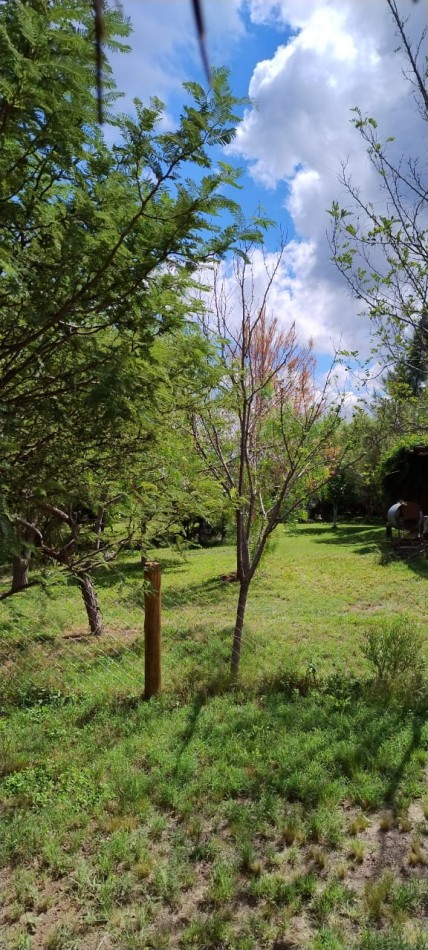 VENDE CASA Y 4 CABAÑAS EN SIERRAS MARIANAS VILLA DE LA QUEBRADA